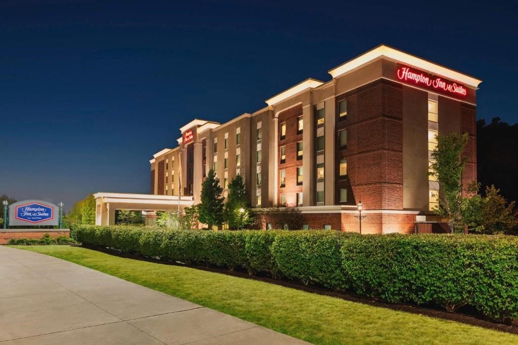 Hampton Inn & Suites Pittsburgh Waterfront West Homestead