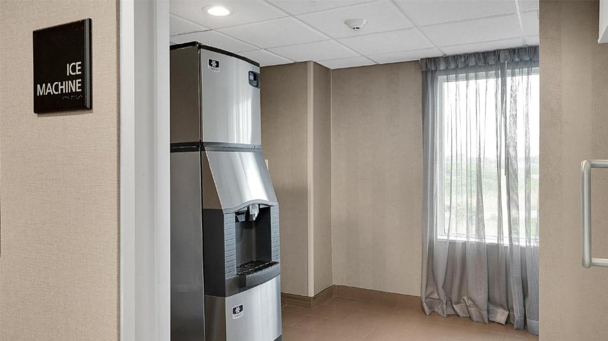 Hampton Inn and Suites Toronto Markham
