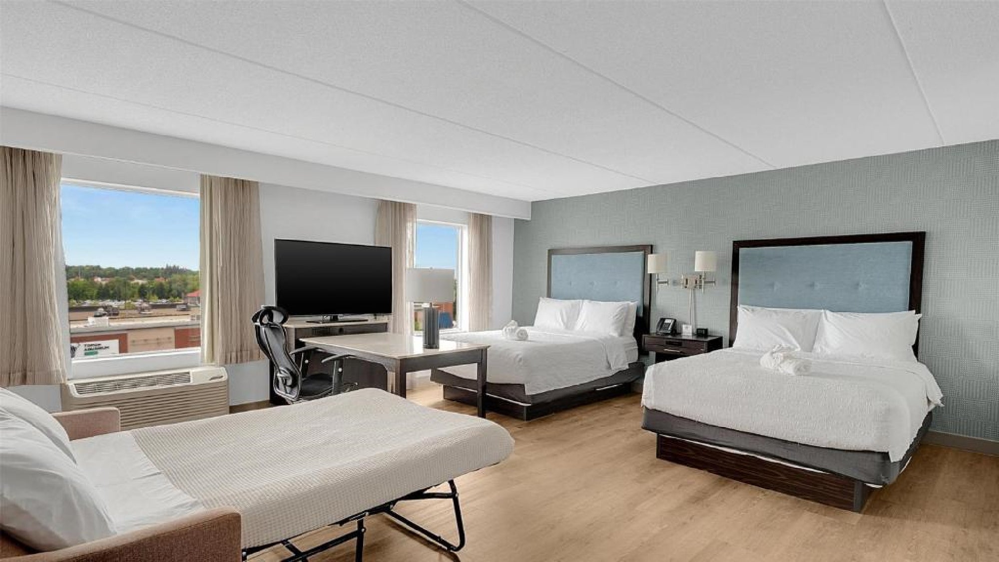 Hampton Inn and Suites Toronto Markham