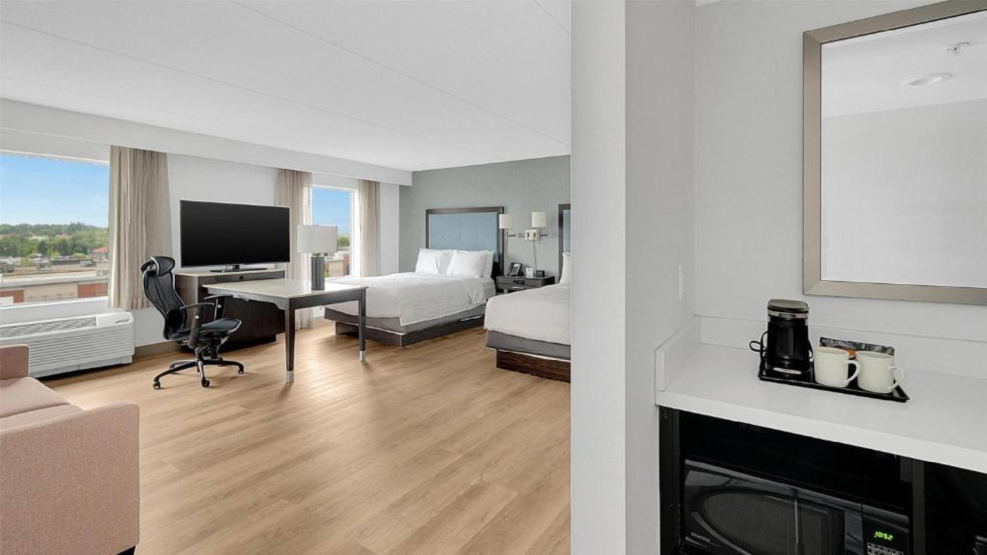 Hampton Inn and Suites Toronto Markham
