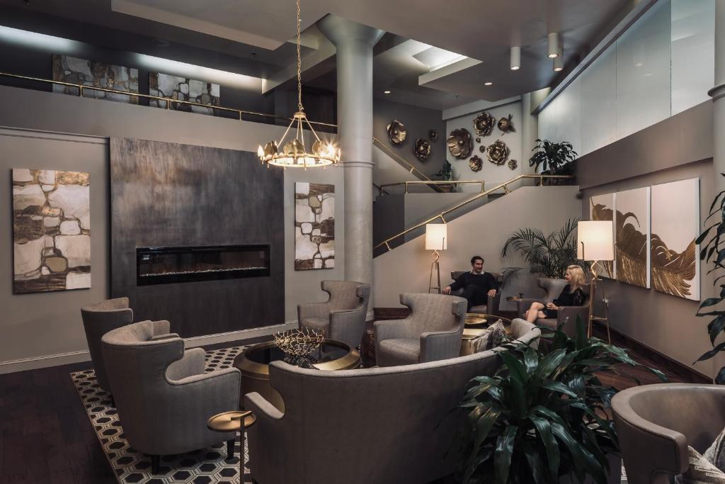 Lounge area