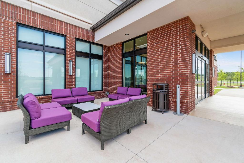 Relaxing outdoor seating area, ideal for enjoying fresh air.