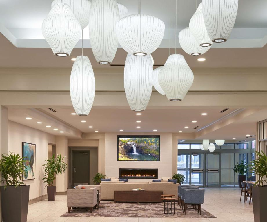 Spacious hotel lobby.