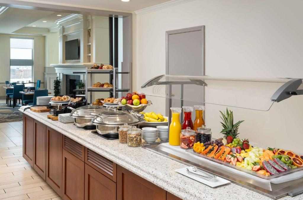 Complimentary breakfast buffet.