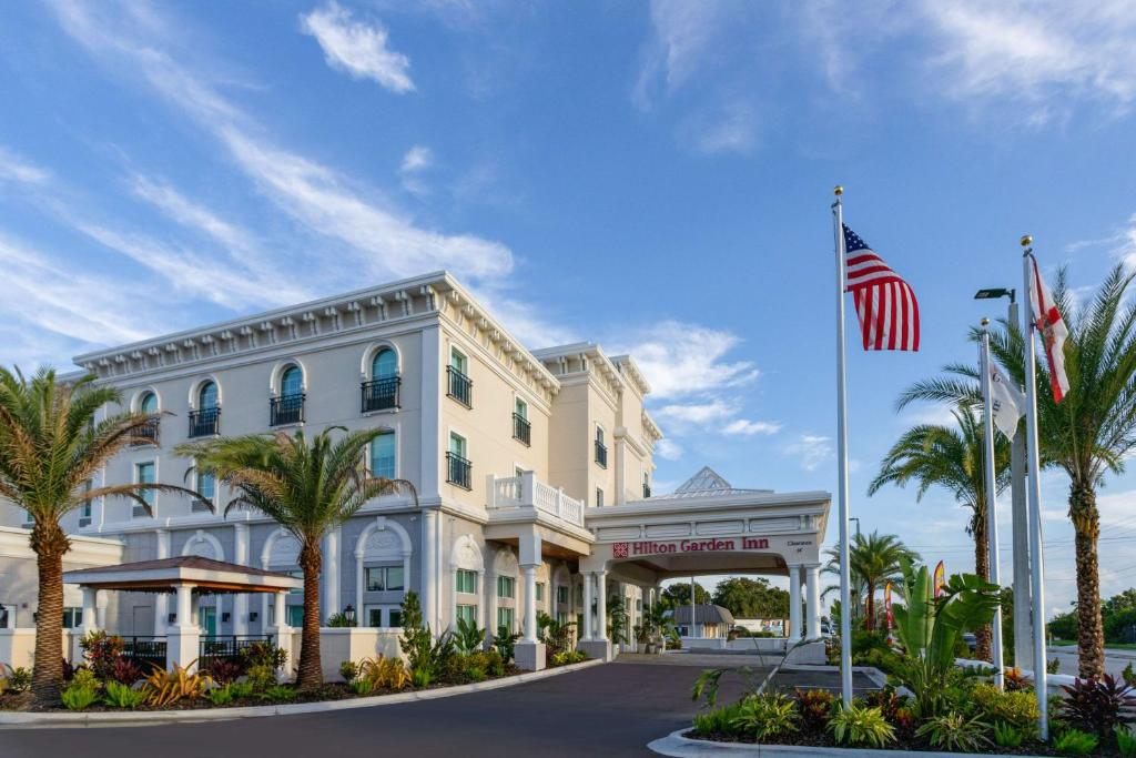 The hotel driveway offers convenient access for smooth arrivals and departures.