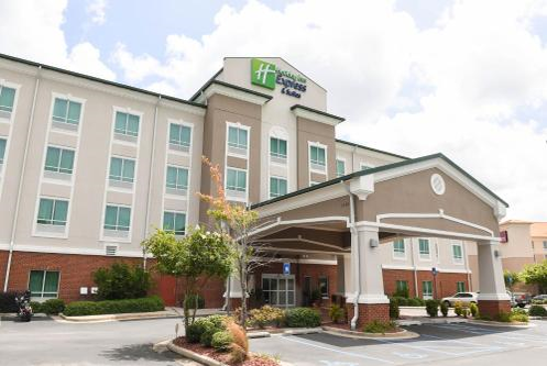 Holiday Inn Express & Suites Valdosta.