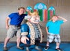 Help King Oscar rescue Princess Hannah from Hannah's Maze of Mirrors.