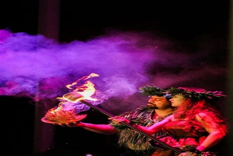 Witness THREE amazing fire performances at Ka Moana Luau in Honolulu, Hawaii.