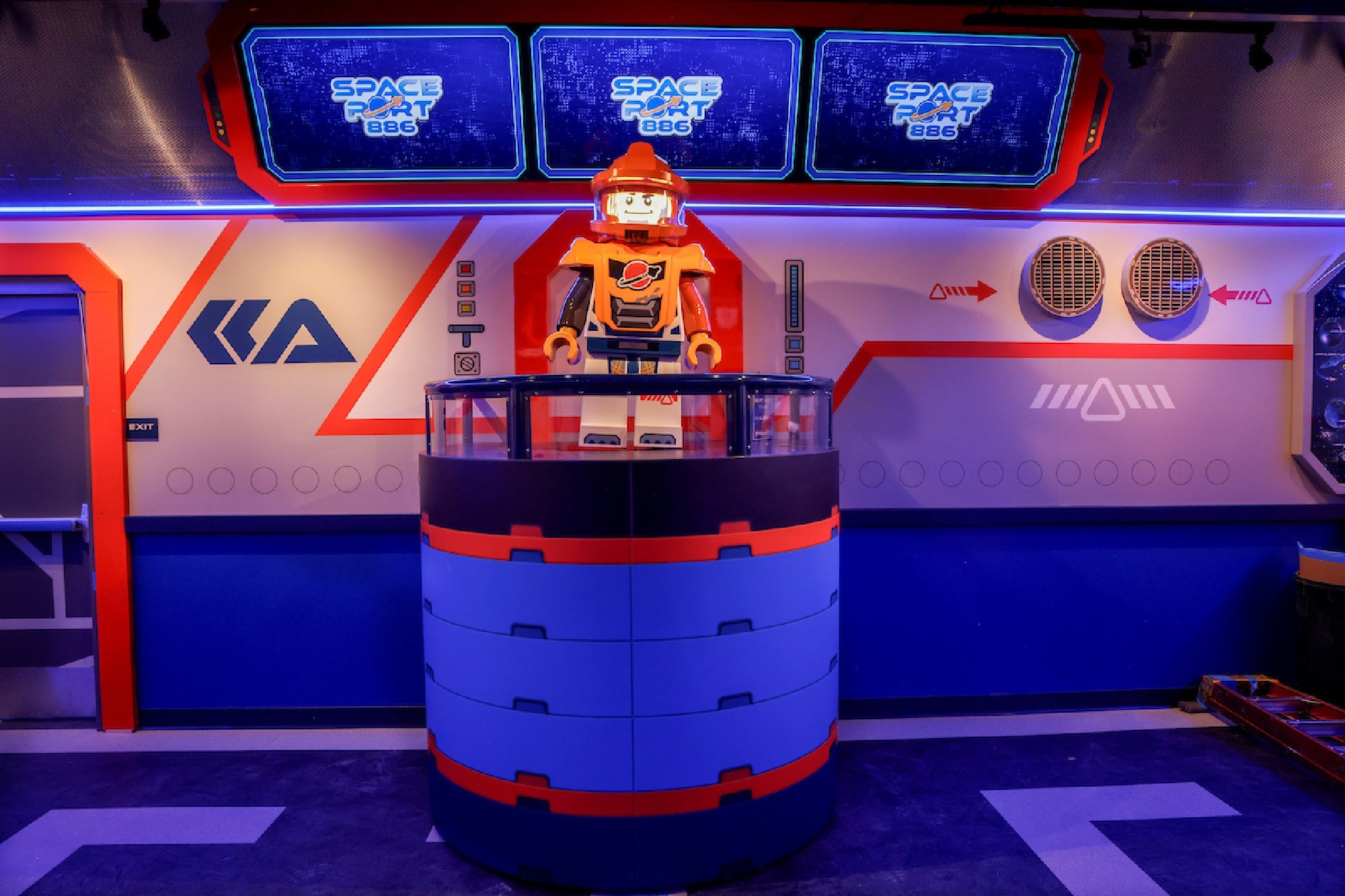 Prepare for takeoff with Astronaut Biff Dipper!