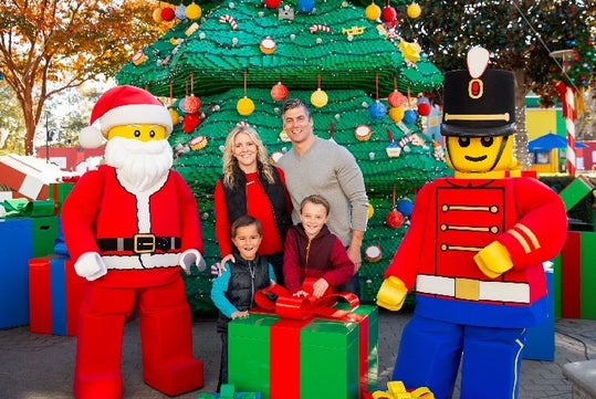 Experience the Holiday Bricktacular at LEGOLAND® New York Resort.