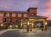Main entrance to the hotel.