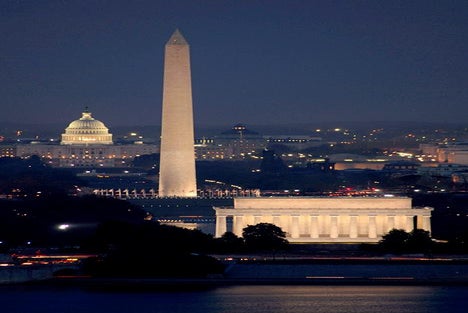 Capitol Building, Lincoln Memorial, & Washington Monument. - Monuments by Moonlight Night Tour in Washington, DC