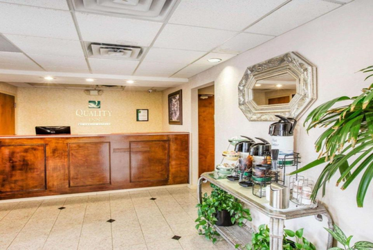 Lobby at Quality Inn near Six Flags Douglasville.
