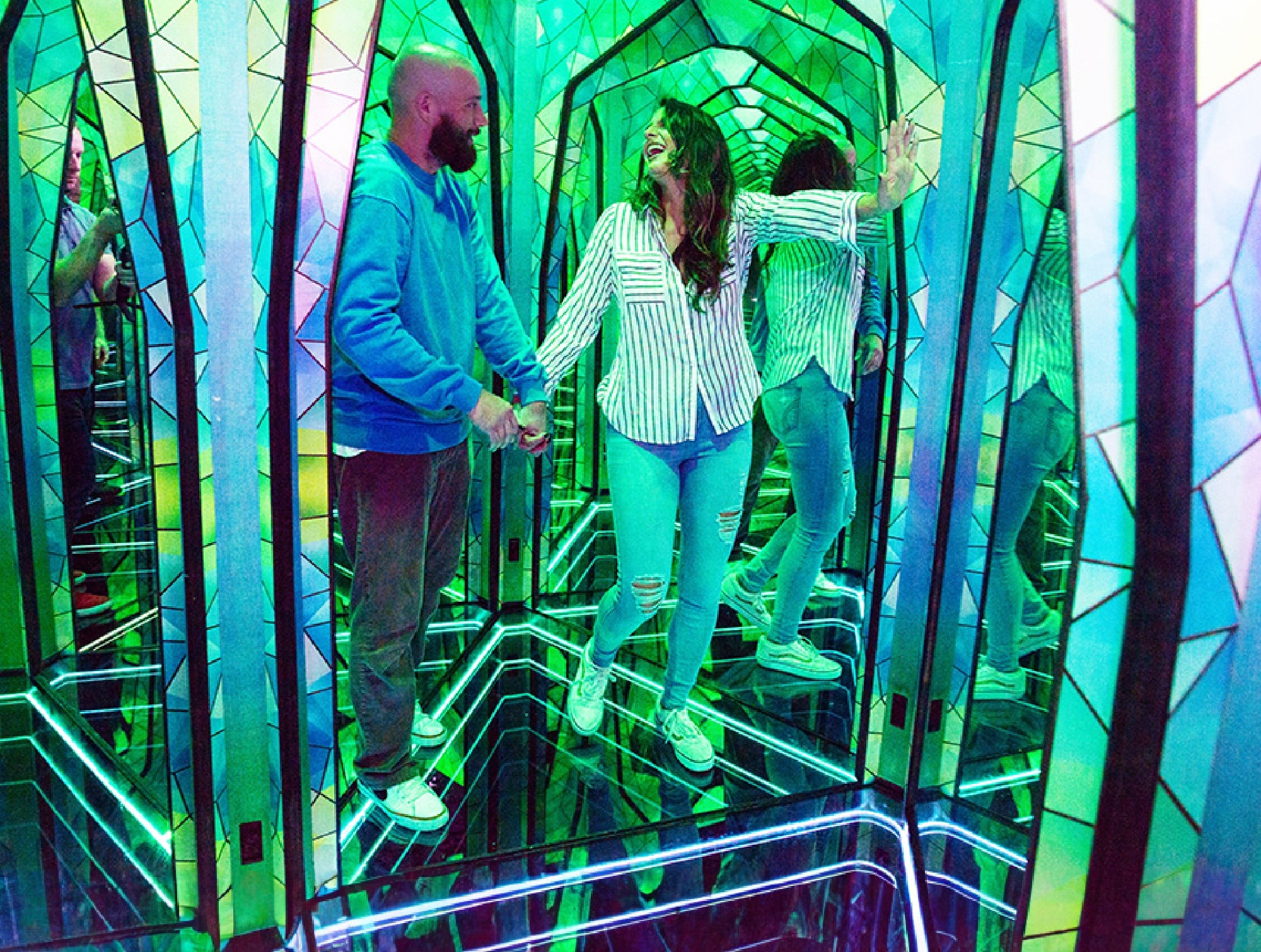 You can also enjoy the mirror maze with the 2 ticket combo!