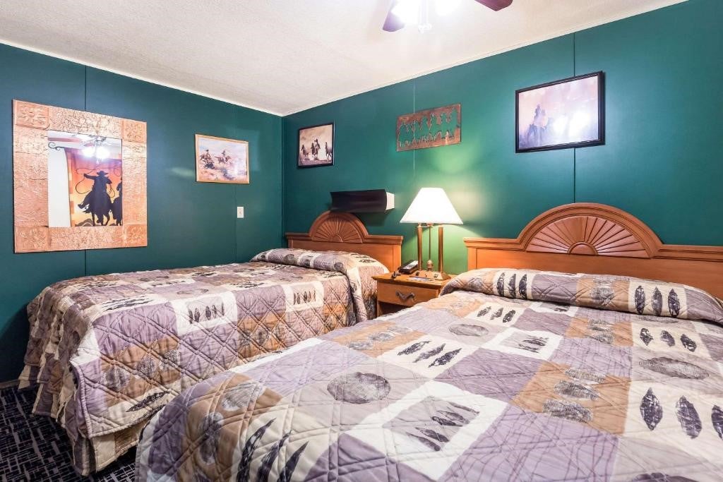 Rodeway Inn Big Water UT - Gateway to Antelope Canyon & Lake Powell