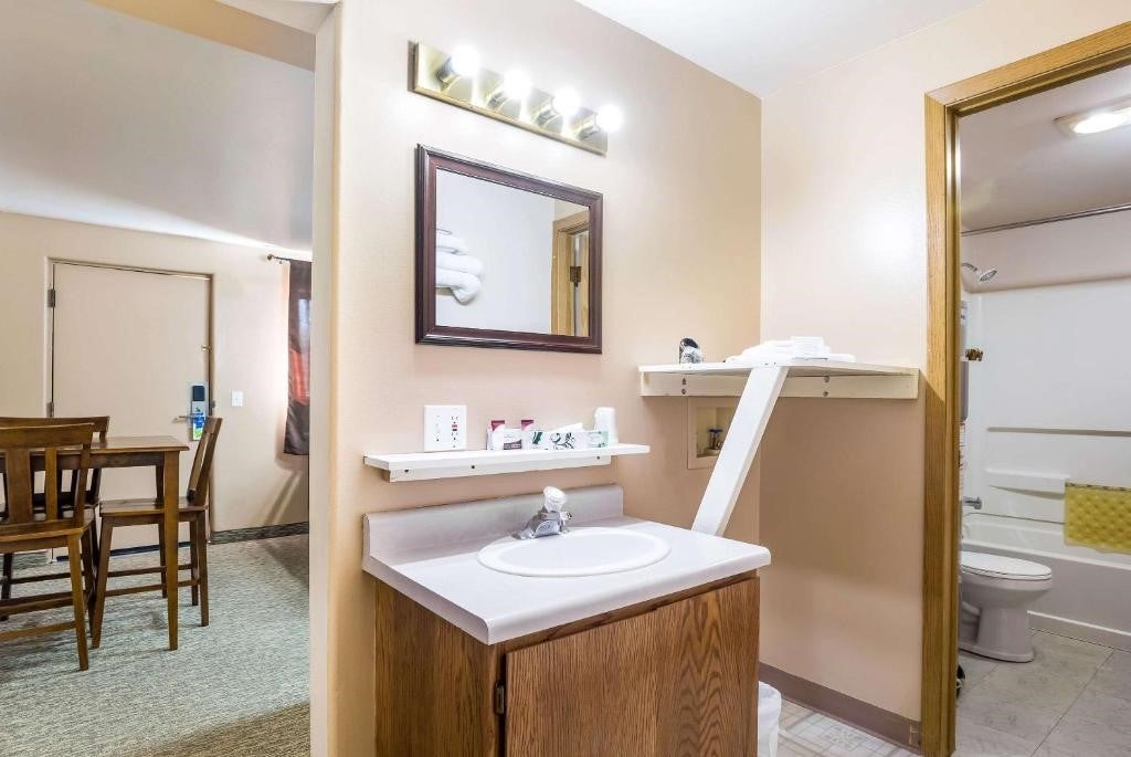 Rodeway Inn Big Water UT - Gateway to Antelope Canyon & Lake Powell