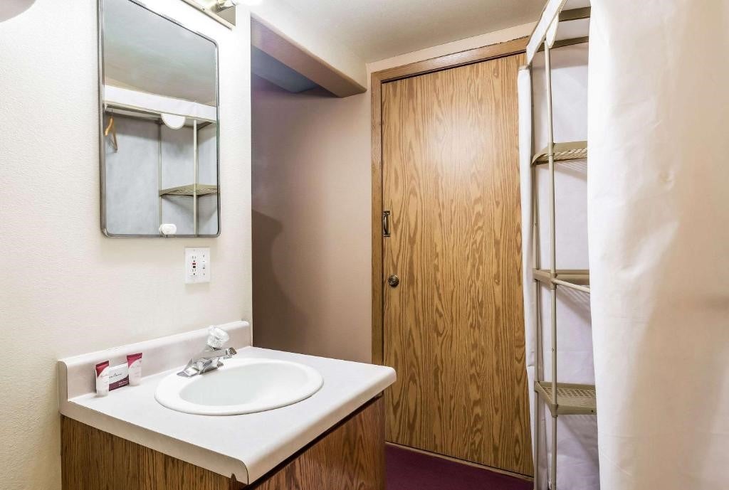 Rodeway Inn Big Water UT - Gateway to Antelope Canyon & Lake Powell