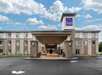 Hotel entrance at Sleep Inn & Suites Monroe - Woodbury, NY.