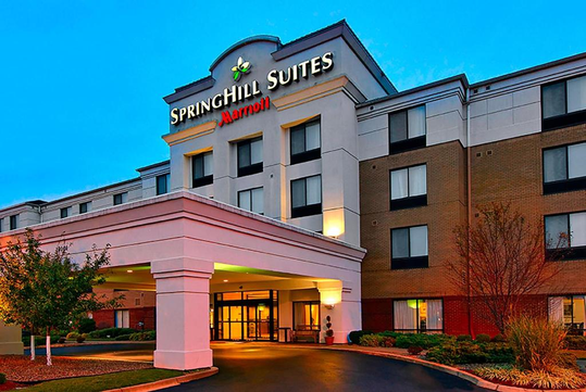 Welcoming hotel exterior and main entrance for a great first impression.