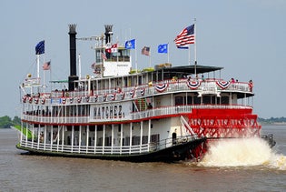 Steamboat NATCHEZ Daytime Jazz Cruise with Lunch Option in New Orleans, Louisiana