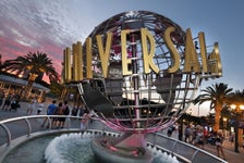 Universal Studios Hollywood Ticket + Shuttle & 1-Day Hop-On Hop-Off Bus Tour in Los Angeles, California