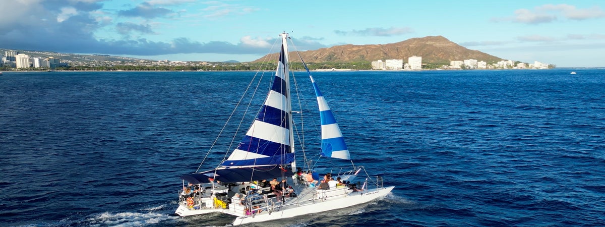 Waikiki Sailing & Turtle Snorkel Tour in Honolulu, Hawaii