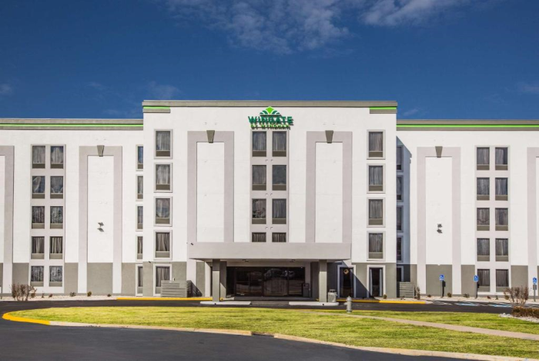 Exterior at Wingate by Wyndham Louisville Airport Expo Centre, KY.