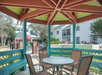 Lounge at Wingate by Wyndham Valdosta/Moody AFB.