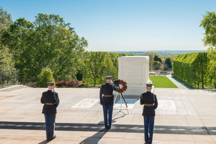 Arlington National Cemetery Hop-On Hop-Off Tour in Arlington, Virginia