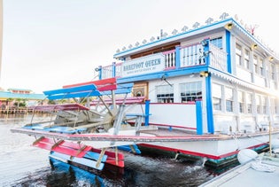 Barefoot Queen Riverboat: Scenic Day/Lunch Cruise in North Myrtle Beach, South Carolina