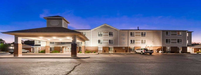 Best Western Beacon Inn in Grand Haven, Michigan