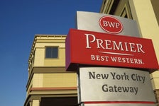 Best Western Premier NYC Gateway Hotel in North Bergen, New Jersey