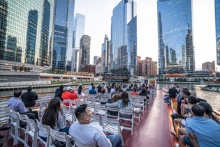Architecture River Tour from Michigan Avenue in Chicago, Illinois