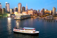 Circle Line: Harbor Lights Sightseeing Cruise in New York, New York