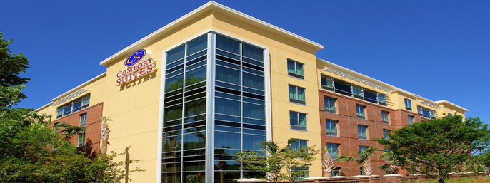 Comfort Suites Charleston West Ashley in Charleston, South Carolina