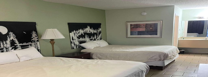 Days Inn by Wyndham Branson Near Theatre District in Branson, Missouri