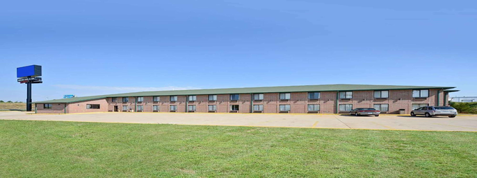 Days Inn by Wyndham Ozark Springfield in Ozark, Missouri