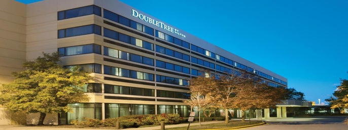DoubleTree by Hilton Hotel Chicago - Schaumburg in Schaumburg, Illinois