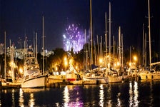 Friday Night Fireworks aboard Hawaii Glass Bottom Boat in Honolulu, Hawaii