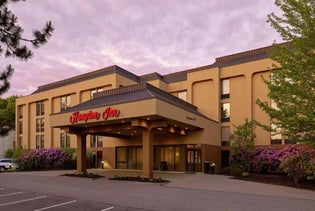 Hampton Inn Portland Airport in Portland, Oregon