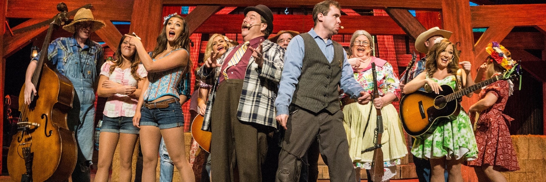 Hatfield & McCoy Dinner Feud in Pigeon Forge, Tennessee