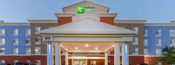 Holiday Inn Express Hotel & Suites Charlotte Arrowood in Charlotte, North Carolina