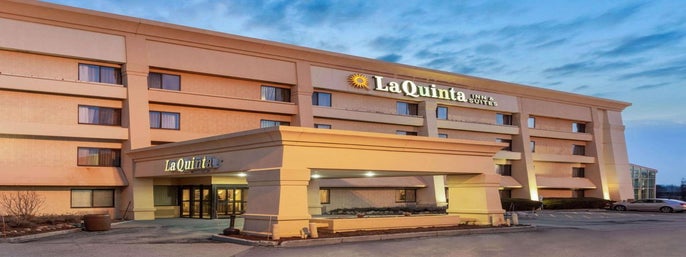 La Quinta Inn & Suites by Wyndham Chicago Gurnee in Gurnee, Illinois
