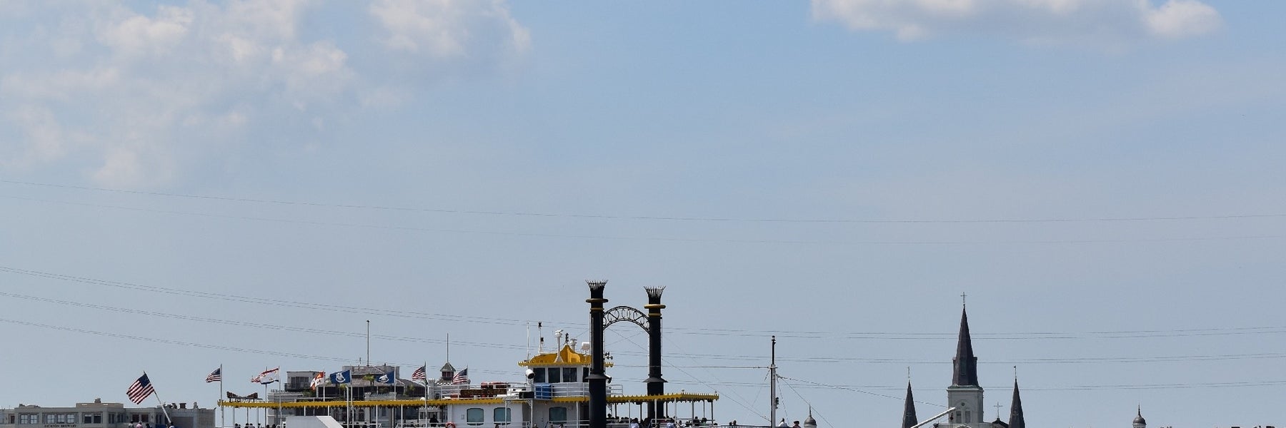 Paddlewheeler Creole Queen in New Orleans, Louisiana