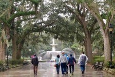 Savannah Stroll: Guided Sightseeing & History Walking Tour of Savannah in Savannah, Georgia