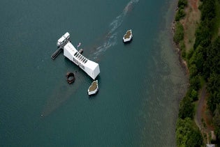 Stars & Stripes Tour: Pearl Harbor and Battleship Missouri in Honolulu, Oahu, Hawaii