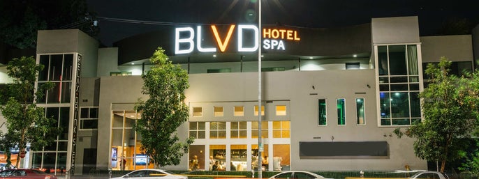 BLVD Hotel & Studios in Studio City, California