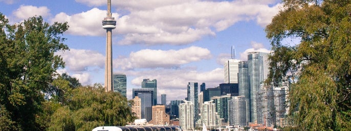 1-Hour Toronto Harbour Tour with Live Narration in Toronto, Ontario
