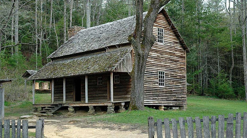 Cades Cove 🐻 Your 2023 Complete In-Depth Guide