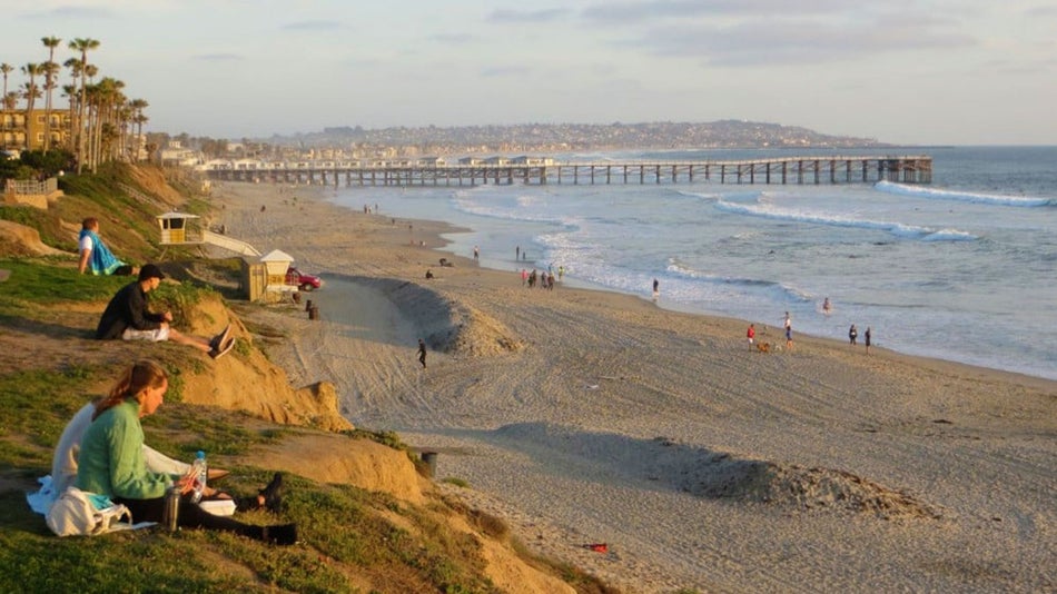 People walking along Pacific Beach - San Diego, California, USA